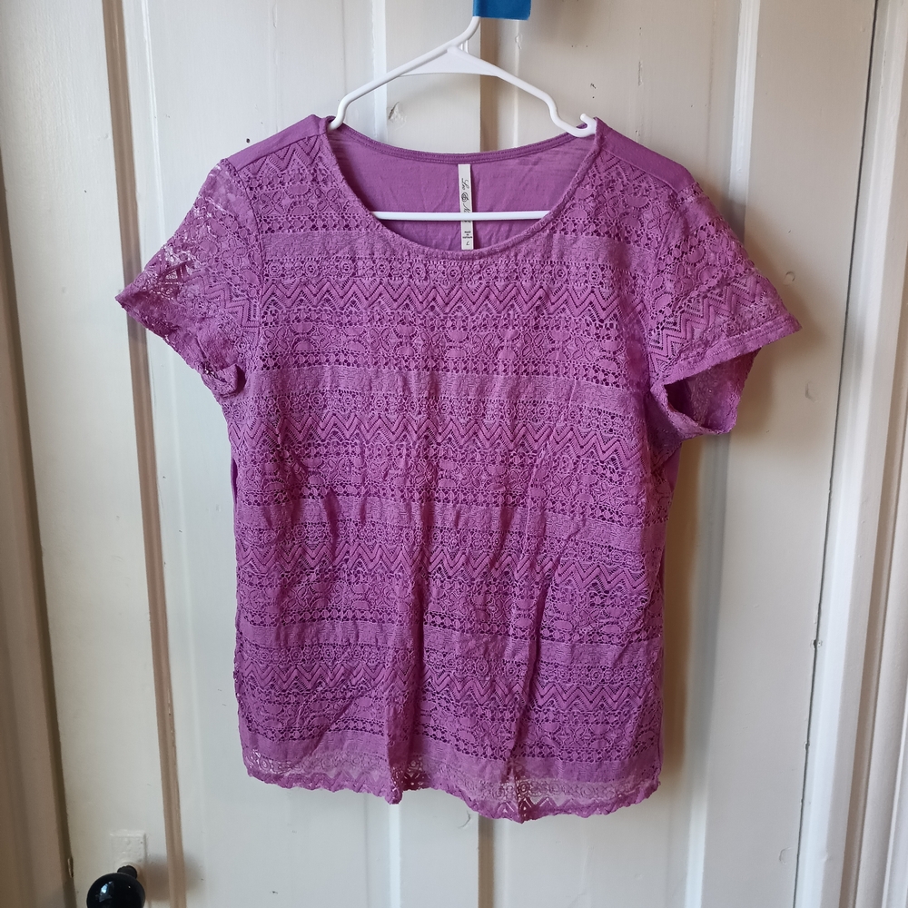 Leo & Nicole Purple Lace Short Sleeve Top